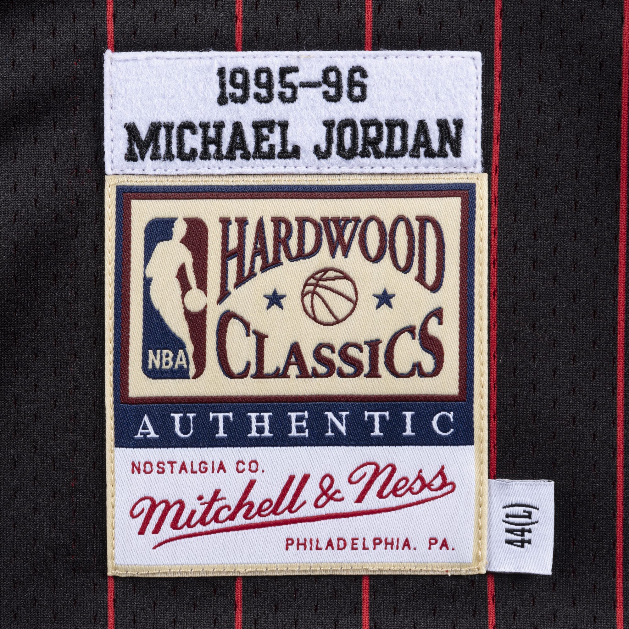 Chicago Bulls Mitchell & Ness Authentic Jersey Michael Jordan 1997-98